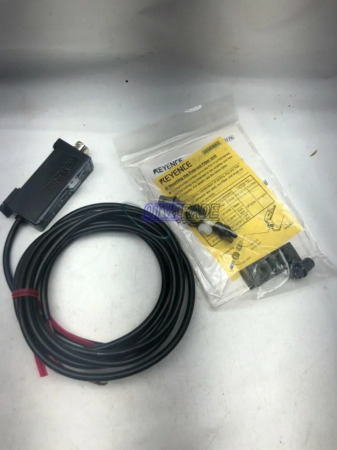 Датчик Keyence FS2-65 Fiber Amplifier Sensor