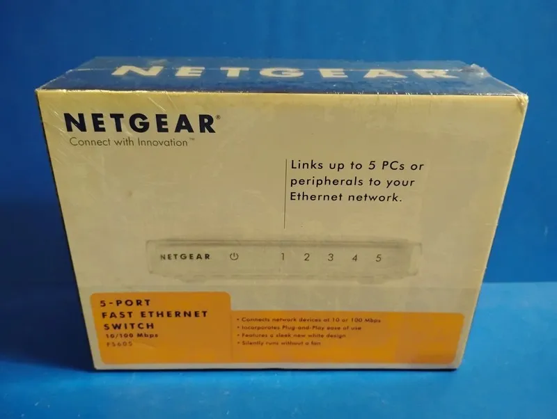 Коммутатор Netgear FS605NA 5-port Fast Ethernet Switch 10/100 Mbps