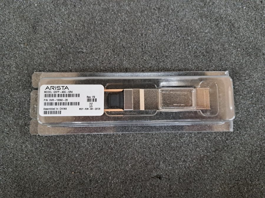 Трансивер New, Arista, QSFP-40G-SR4, Arista Compatible 40GBASE-SR4 QSFP+ 850