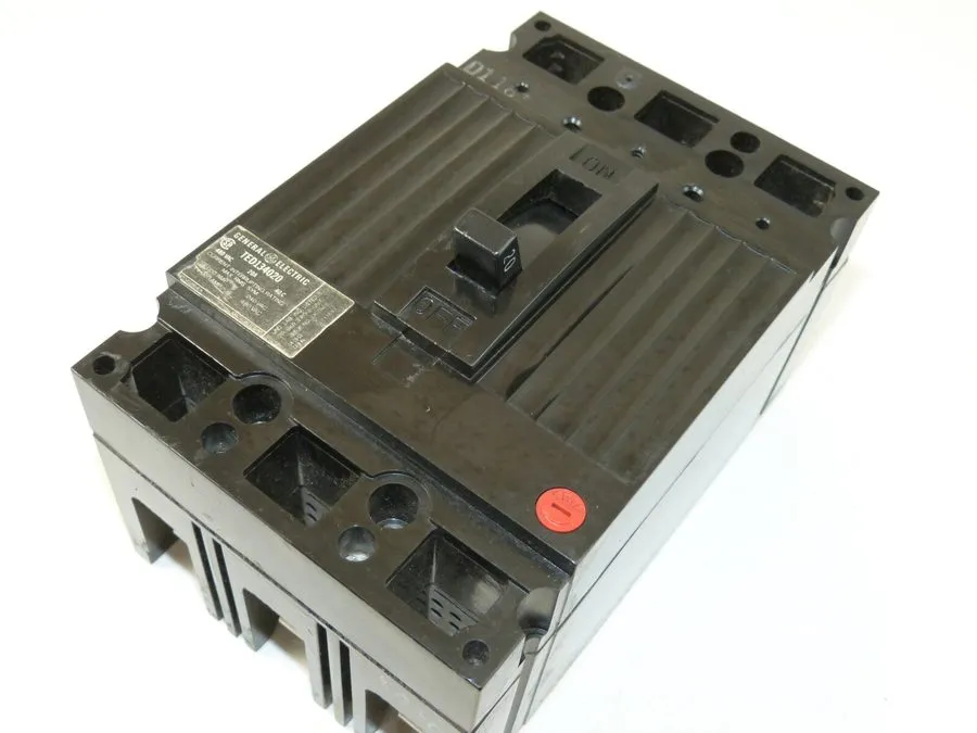 Автоматический выключатель GE TED134020 20-Amp 3-Pole Industrial Circuit Breaker