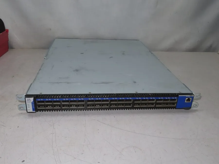 Коммутатор Mellanox IS5025 MIS5025Q-1SFC InfiniBand 36 Port Unmanaged Switch