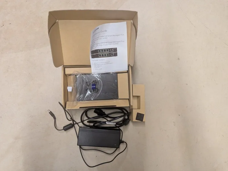 Коммутатор Netgear GS305EPP 5-Port Gigabit Ethernet 120W PoE+ Plus Switch 30W pe