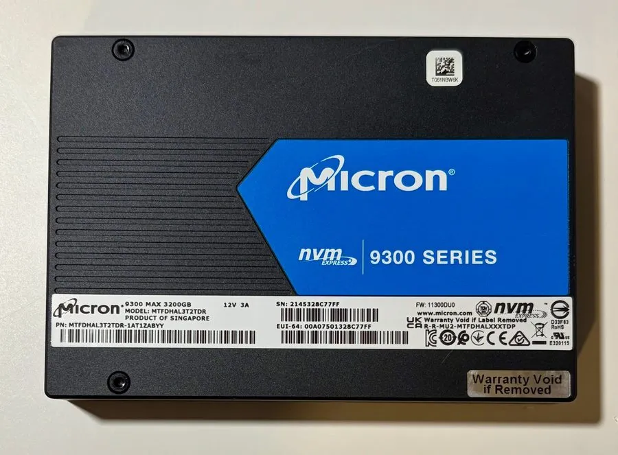 SSD-накопитель Micron 9300 MAX 3.2TB U.2 NVMe Enterprise SSD MTFDHAL3T2TDR