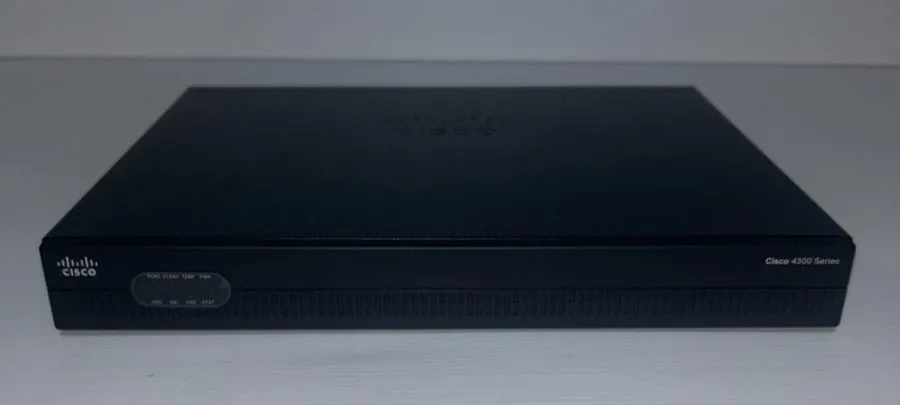Маршрутизатор Cisco 4300 Series ISR4321/K9 Integrated Services Router