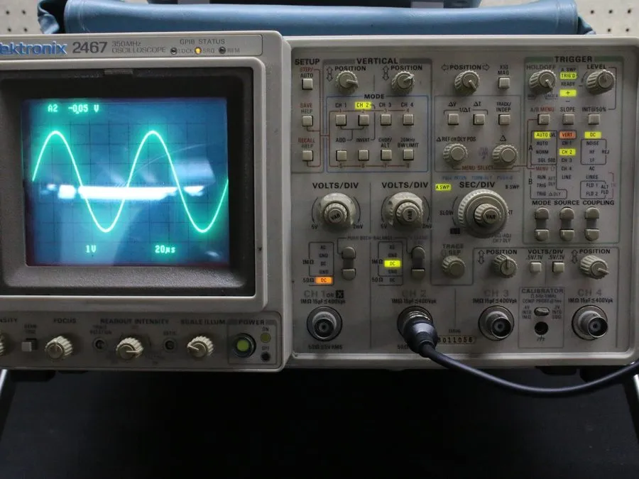 Осциллограф Tektronix 2467 350Mhz 4-Channel Analog Oscilloscope With Options: 10 — фото лота 1