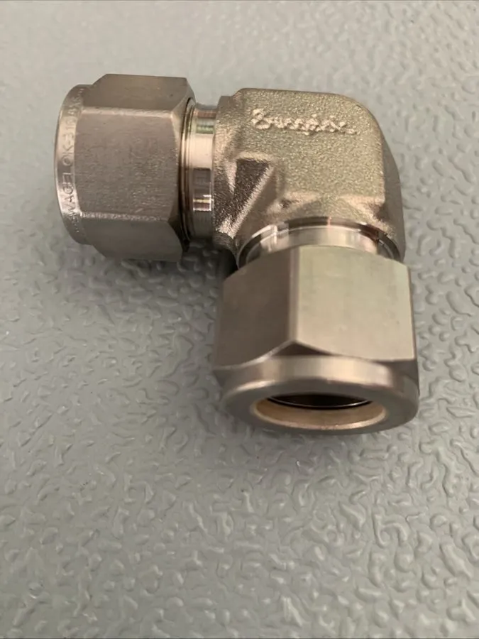 Фитинг Swagelok SS-1010-9, Tube Fitting, Union Elbow, 5/8 in Tube OD