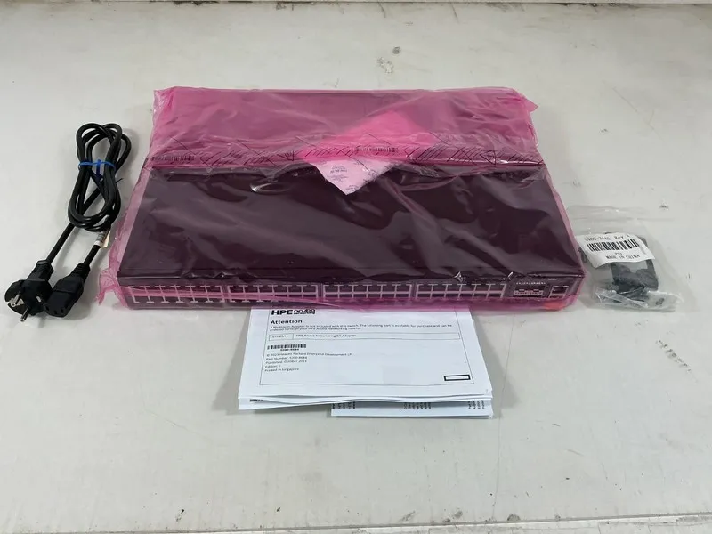 Коммутатор JL667A HPE Aruba 6300F 48-port 1GbE 4-port SFP56 Switch. HPE — фото лота 1