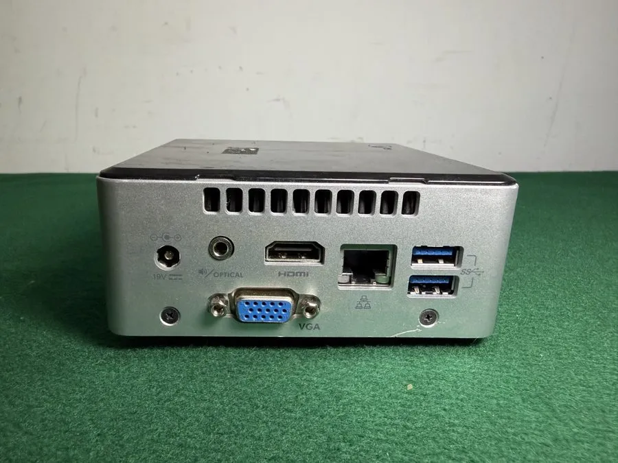 Оргтехника Intel NUC5CPYH NUC Desktop PC + 4GB RAM NO HDD / SSD