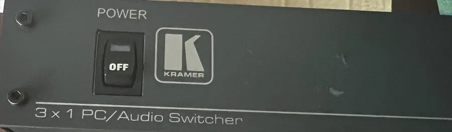 Видеокоммутатор Kramer VP-32K 3x1:2 Computer Graphics Video & Stereo Audio Switc