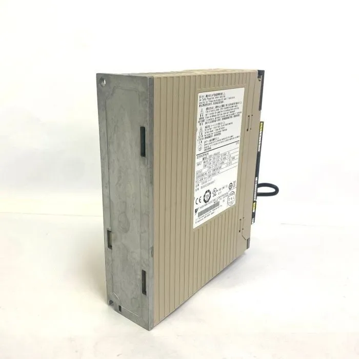 Сервопривод Yaskawa SGDV-1R6A01B AC Servo Drive