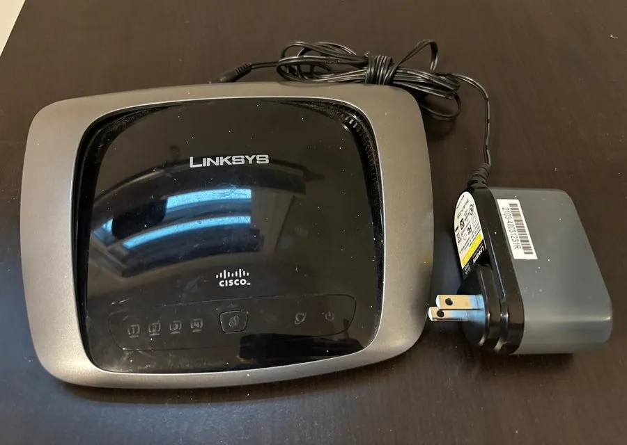 Маршрутизатор Cisco WRT310N 6.75 Mbps 4-Port Gigabit Wireless N Router