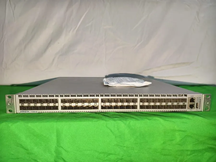 Коммутатор Arista DCS-7150S-52-R 52x 10GB SFP+ B-F Air Switch With Dual AC Power
