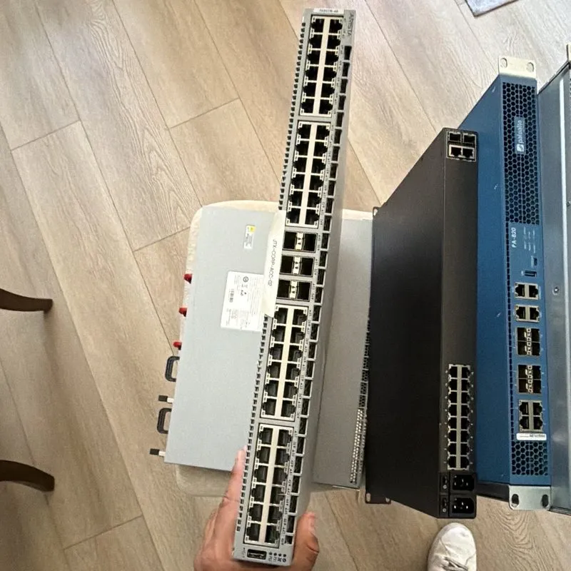 Коммутатор Arista DCS-7020TR-48 48-Port Gigabit Fully Managed Rackmount Switch 1 — фото лота 3