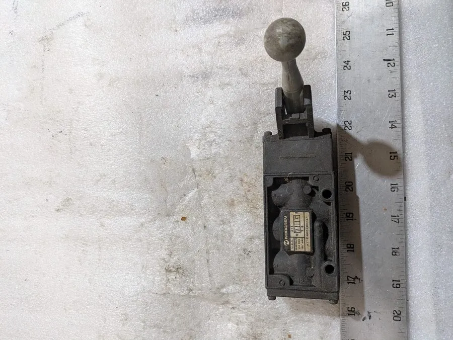 Пневмоклапан NORGREN IMI K71DA00KC0KL1 Pneumatic Lever Valve 1/4" NPT 5/2 Nugget
