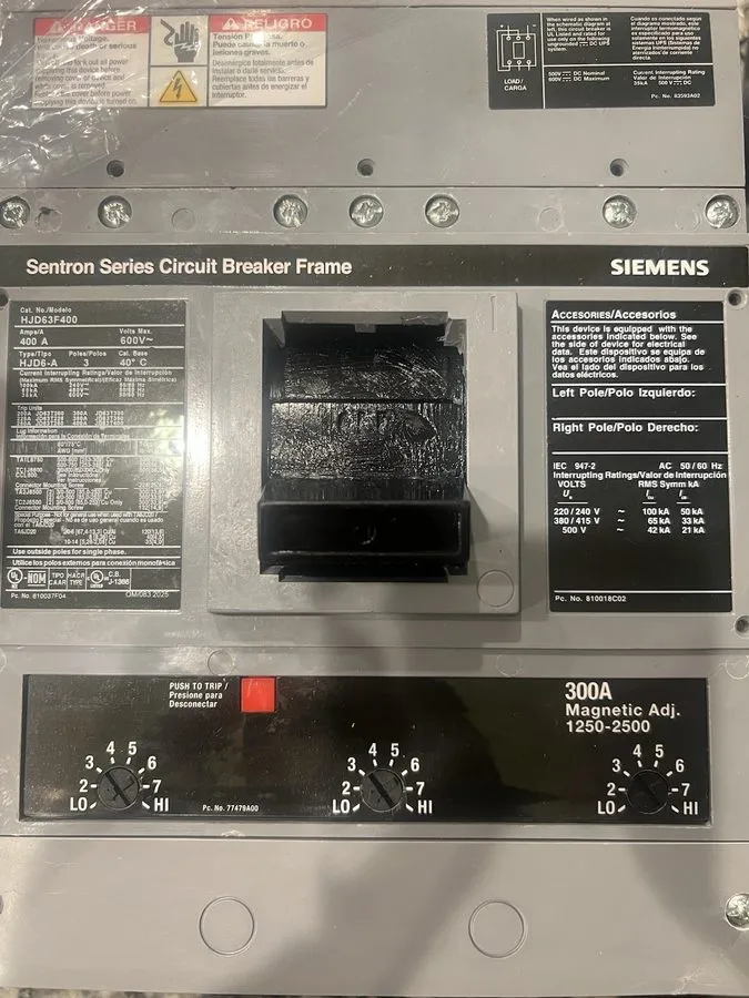 Автоматический выключатель Siemens Sentron Series Circuit Breaker 300A HJXD63B30 — фото лота 1