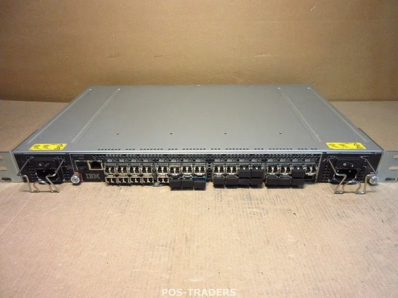 Коммутатор IBM 2005-B5K SAN 4Gbps Fibre Channel Network Switch INCLUDING 28X SFP