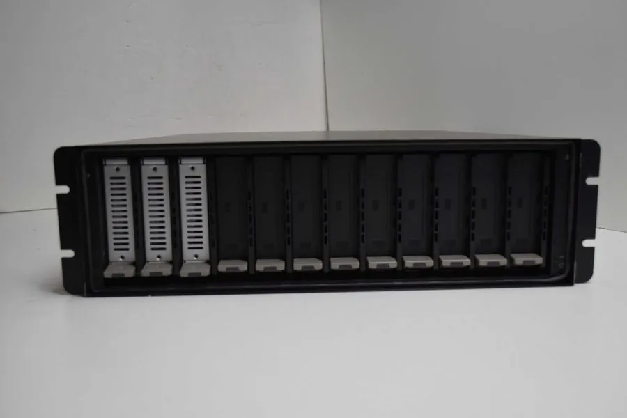 СХД Drobo B1200i 12 bay Storage Array Server Data Robotics 908-00001-001 No HHD