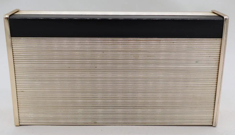 Лабораторный прибор Vintage Rare 1959 Buick Delco Transistor Auto Portable Radio — фото лота 1