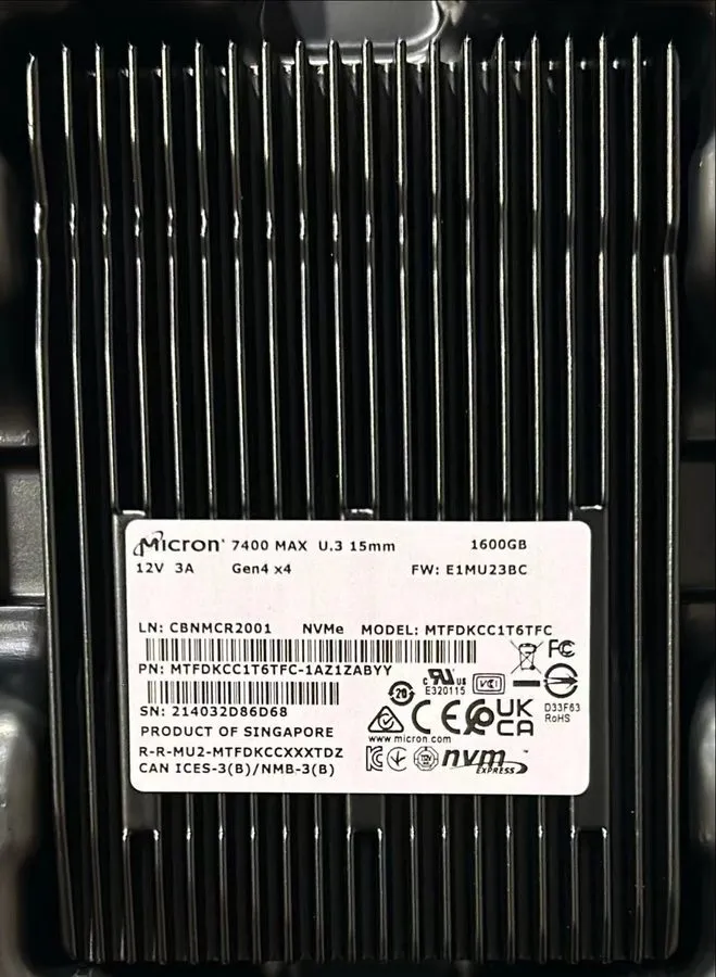 SSD-накопитель Micron 7400 MAX 1.6TB SSD 2.5" U.3 NVMe PCIe Gen4 x4 MTFDKCC1T6TF