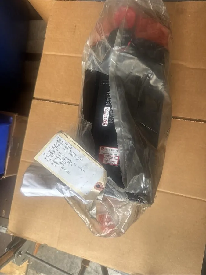 Серводвигатель GE Fanuc A06B-0502-B002 #7000 20S AC Servo Motor W/Pulse Coder — фото лота 1