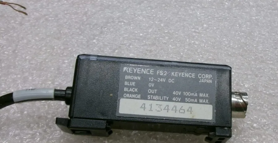 Фотоэлектрический датчик Keyence FS2-60 Fiber Photoelectric Sensor