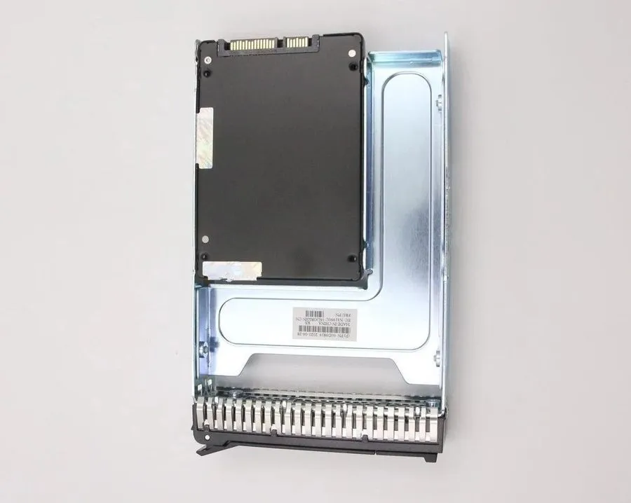 Сервер Lenovo/Samsung 960GB 3.5" SATA 6G Server SSD Replace 02JG554 4XB7A17098 — фото лота 2