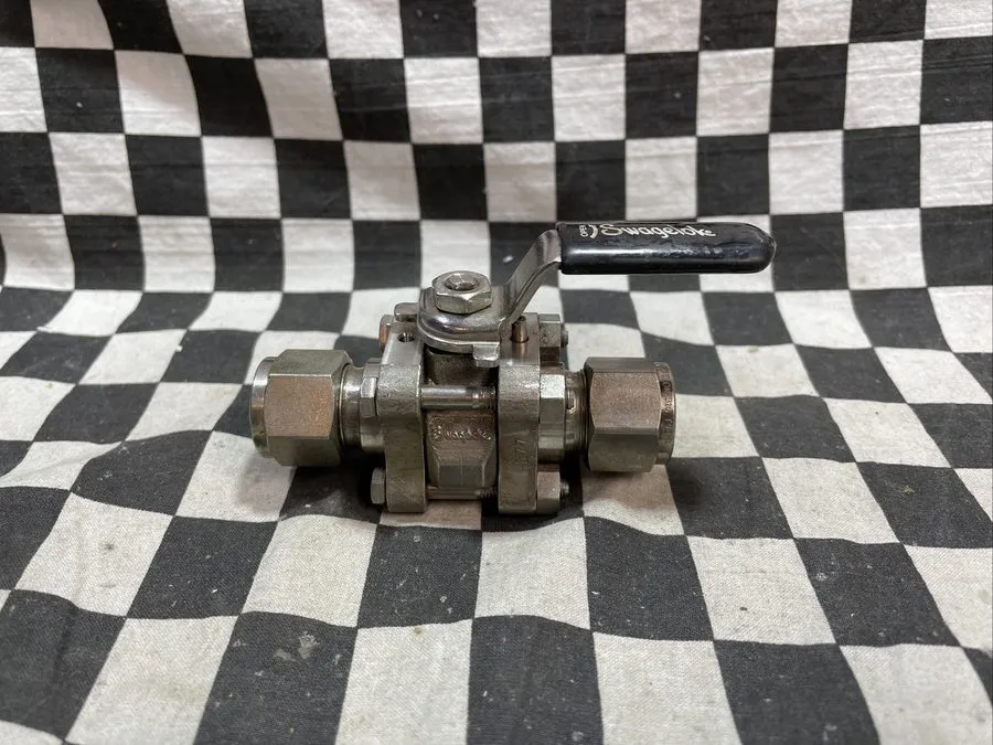 Клапан Swagelok SS-62TS8 Stainless Steel 3-Piece 60 Series Ball Valve FNSP