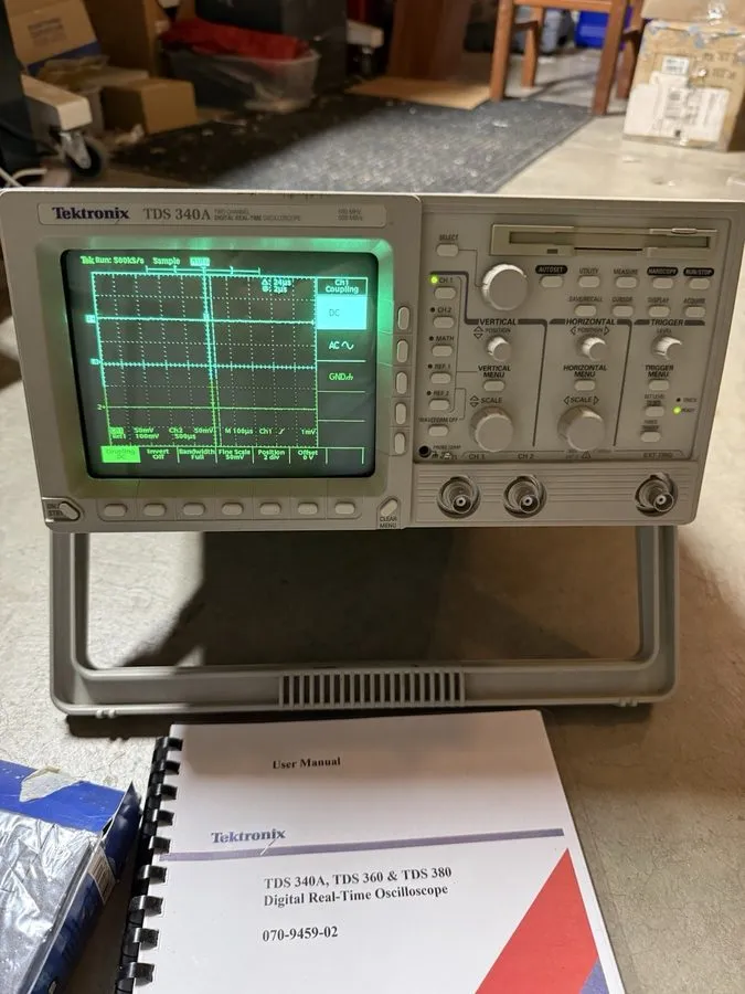 Осциллограф TEKTRONIX TDS340 Digital Oscilloscope 100MHz 2-ch 500 MS/s