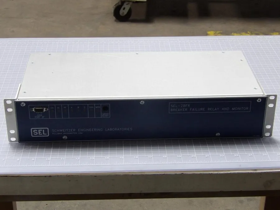 Реле защиты SEL SEL-2BFR 2BFR00-4556XHNB BREAKER FAILURE RELAY AND MONITOR T1954