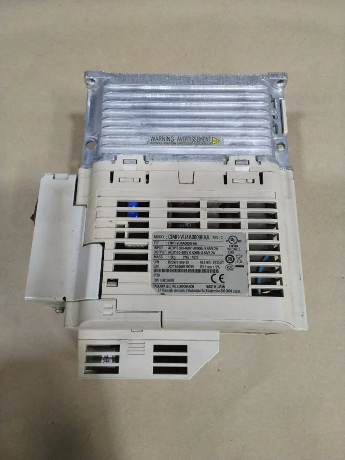 Частотный преобразователь Yaskawa V1000 CIMR-VU4A0009FAA Rev C AC Drive AC3PH 38