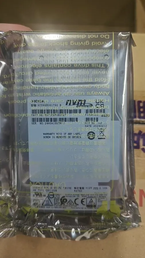 SSD-накопитель KIOXIA KCD8XRUG1T92 1.92TB 2.5 in NVMe SSD Solid State Drives