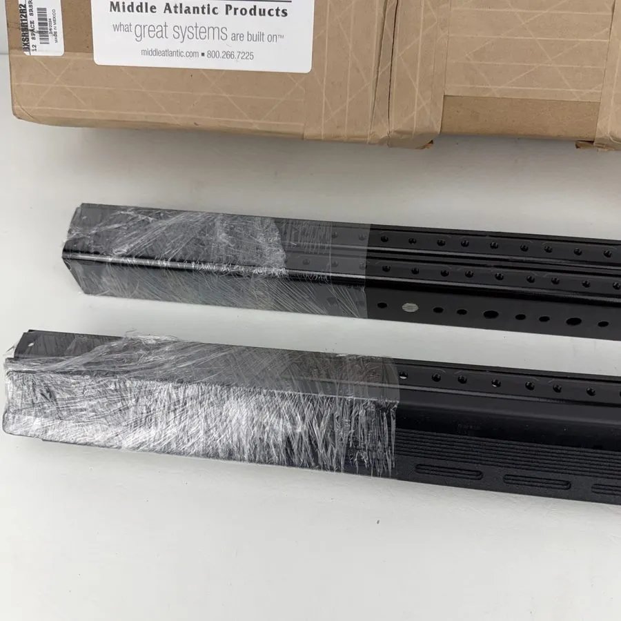 Комплект направляющих Middle Atlantic Products 12 Space SRSR Rail (Rail Kit Only
