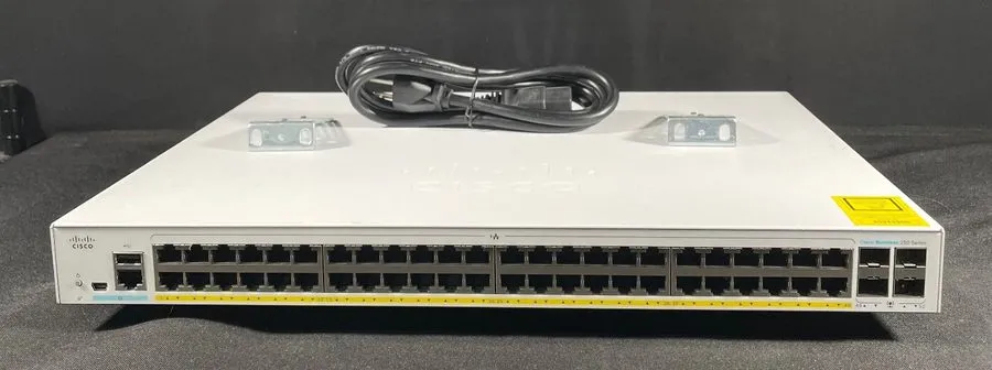 Коммутатор Cisco CBS 250 CBS250-48P-4G 48 Ports PoE Gigabit Ethernet Switch