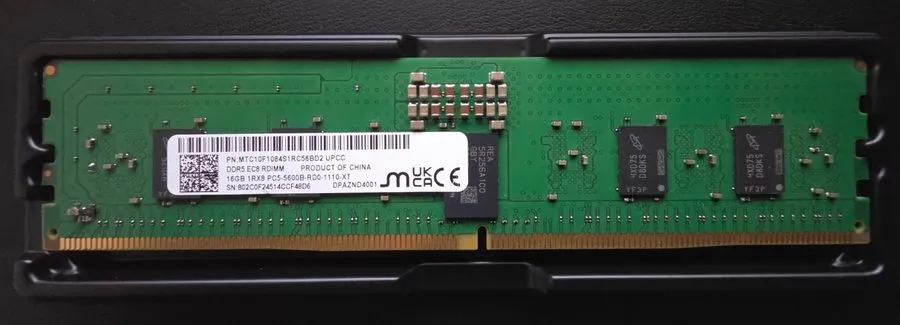 Модуль памяти Micron 16GB DDR5 PC5-44800R 1Rx8 RDIMM ECC MTC10F1084S1RC56BD2