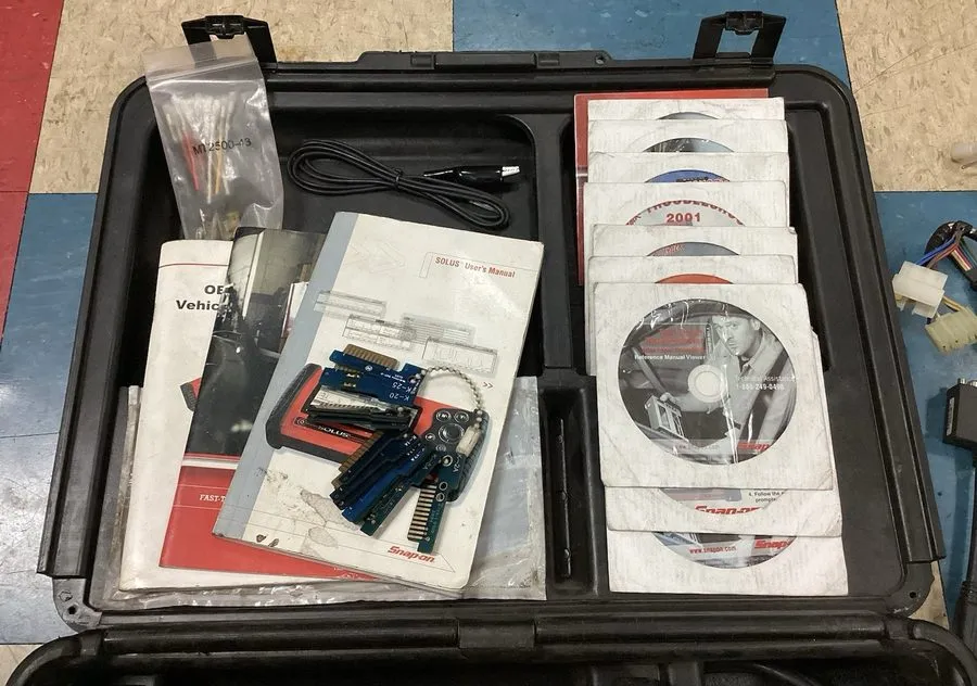 Диагностический сканер SNAP-ON SOLUS EESC310 Automotive Scanner Tool, Many Adapt