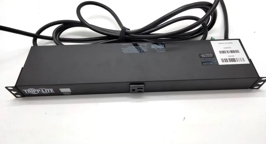 Блок розеток PDU Tripp Lite PDUMH15 1.4kW Metered PDU 120V 13 Outlets 5-15R 5-15