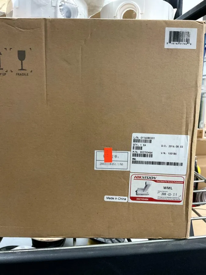 Камера Hikvision WML 302700464 White Long Camera Wall Mount Bracket w/ Junction