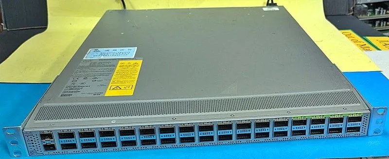 Коммутатор Cisco N9K-C9332C Nexus 9332C 32-Port 40/100G QSFP28 & Dual AC *1-YEAR