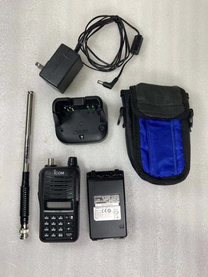 Радиостанция Icom IC-V86 VHF Handheld Two Way Radio 7W 200CH Ham Transceiver 144 — фото лота 1