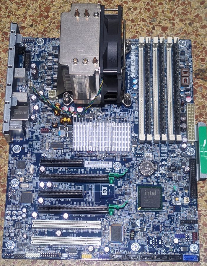 Жёсткий диск HP Z400 Workstation Quad Core Xeon W3550 3.07 GHz 6GB 500GB (Window — фото лота 1