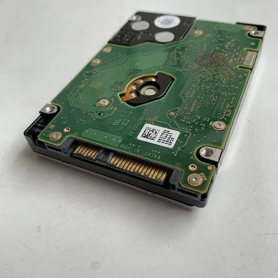 Жёсткий диск DELL H5WGN 0H5WGN 900GB 6Gbps 10K 2.5" SAS HDD HUC109090CSS600 0B26