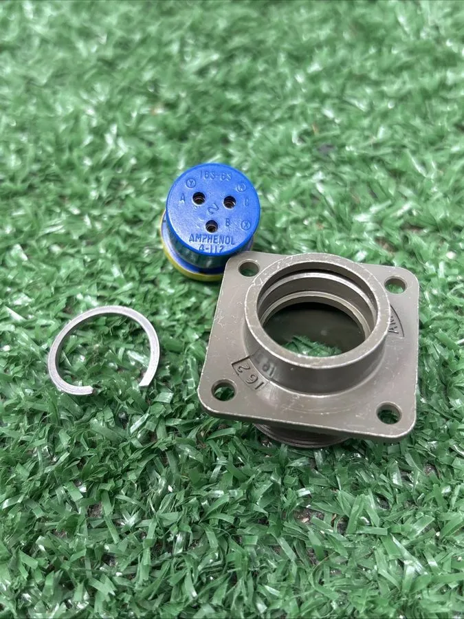 Разъём amphenol 16s-6s 3-pin connector — фото лота 1
