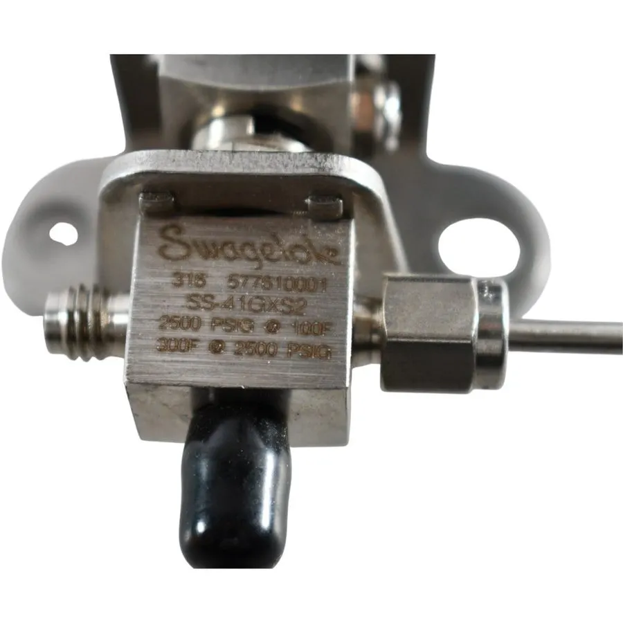 Клапан Swagelok SS-41GXS2 Three way ball valve 1/8 shipping
