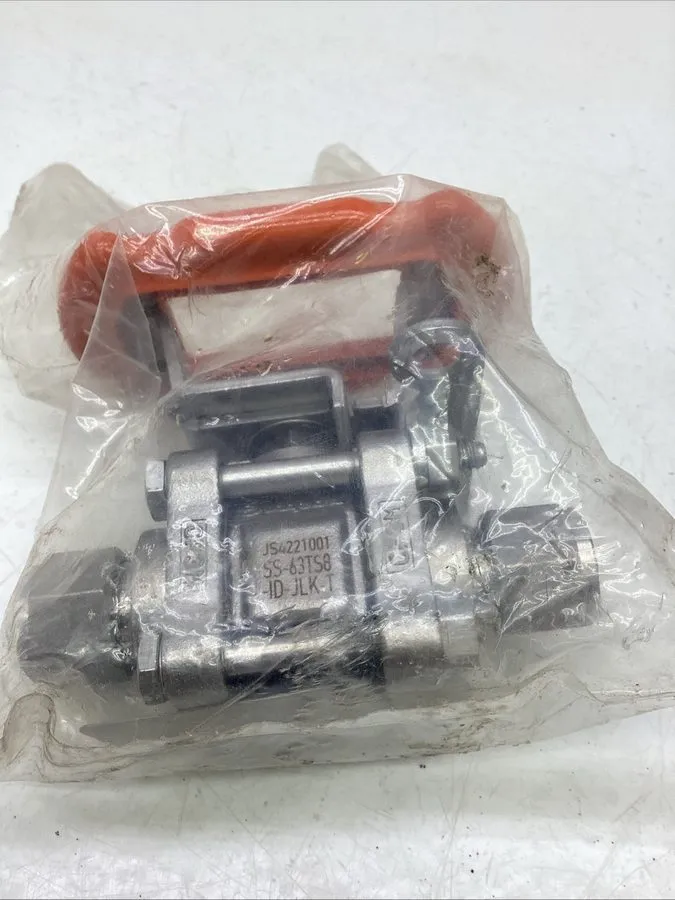 Клапан Swagelok SS-63TS8-ID-JLK-T 1/2” Ball Valve