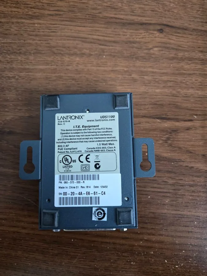 IIoT-устройство Lantronix UDS1100 Universal POE Serial Device Server Ethernet RS