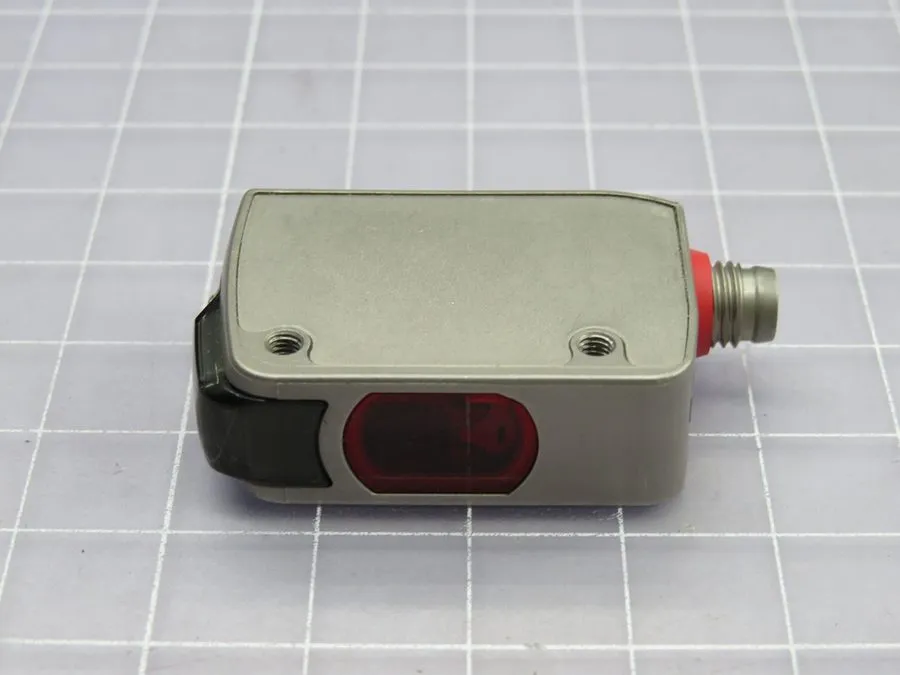 Датчик KEYENCE LR-ZB250CP LASER SENSOR 10-30VDC