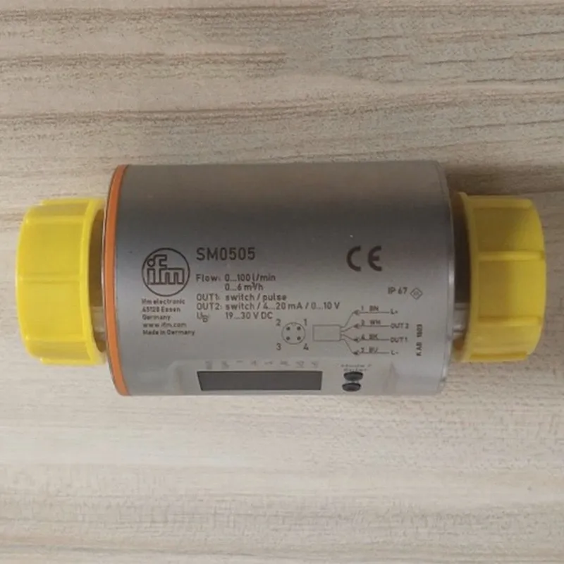 Индуктивный датчик IFM Electronic SM0505 Magnetic-inductive flow meter