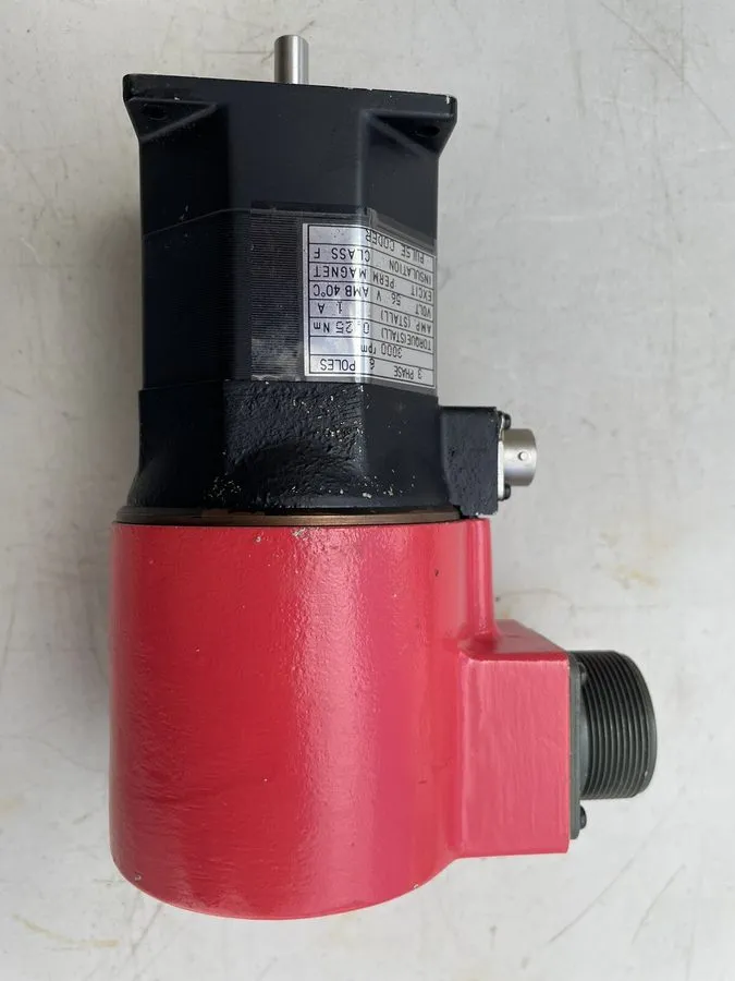 Серводвигатель GE FANUC AC Servo Motor Model 4-OS, Type A06B-0532-B251 # 7000 — фото лота 2
