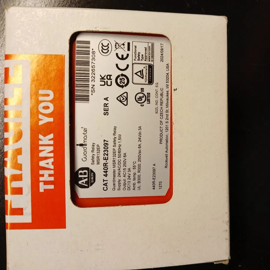 Реле безопасности ALLEN BRADLEY 440R-E23097 MSR132EP SER.A 24VAC/DC 50/60HZ