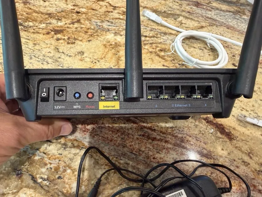 Маршрутизатор Linksys MAX-STREAM EA7250 AC1750 Dual-Band 1.7 Gbps WiFi 5 Router — фото лота 1